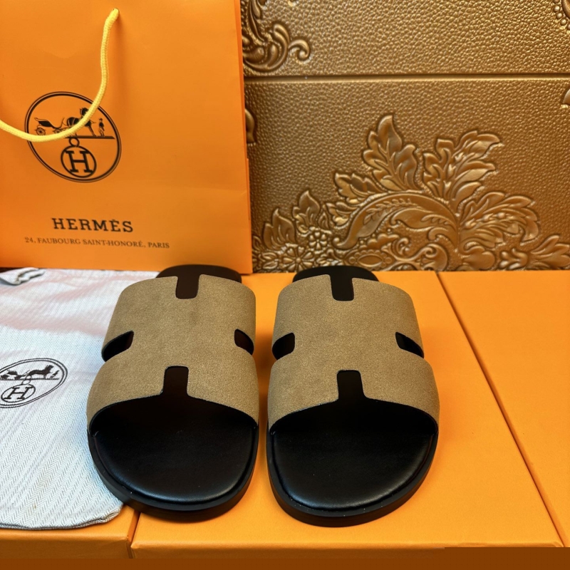 H**mes slippers